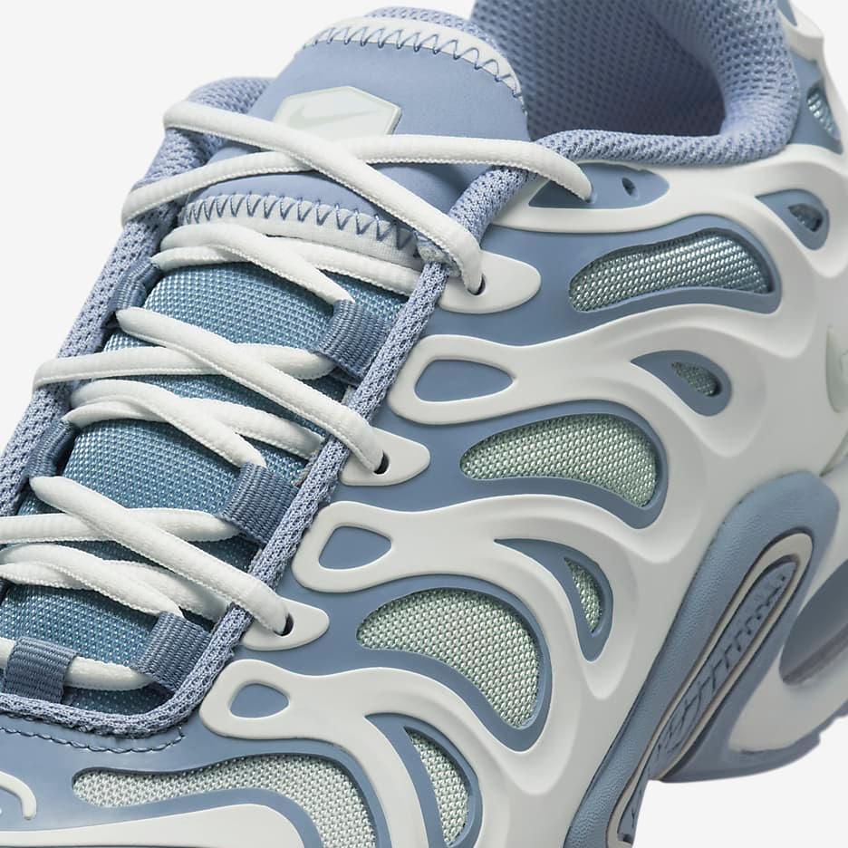 Close-up of Nike Women's Air Max Plus Drift Tuned Air Cushioning – Highlighting the visible Air units and comfort technology.