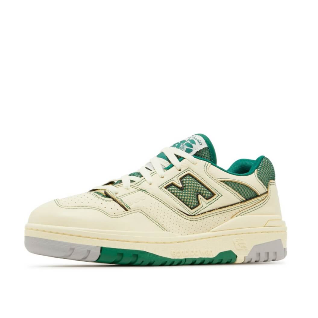 New Balance 550 Green in Classic Pine