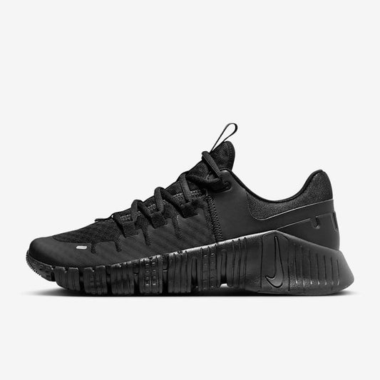 Women's Nike Free Metcon 5 Sneakers in Black