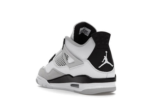 Air Jordan 4 Retro "Military Black"