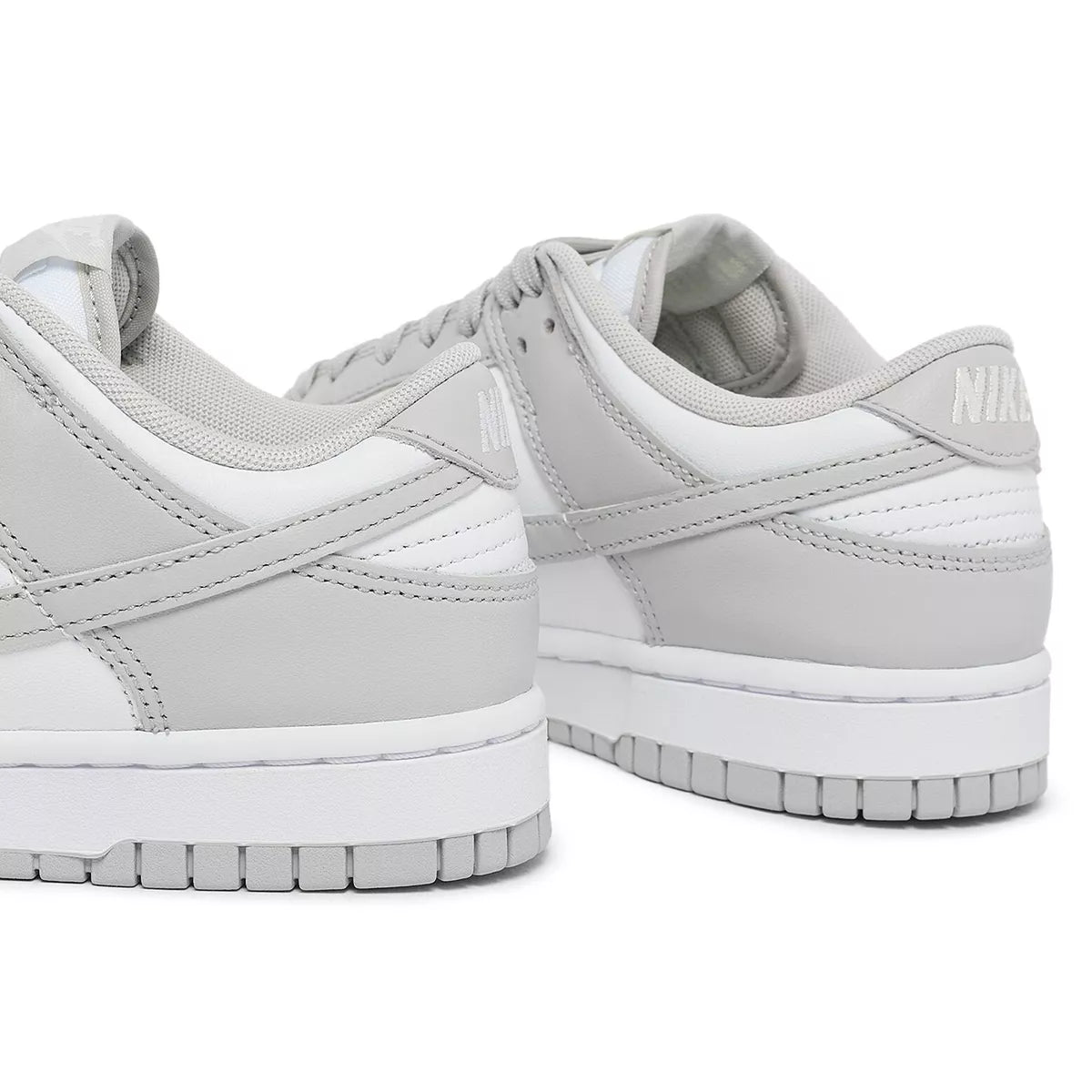 Nike SB Kids' Dunk Low in Gray and White (Grey Fog)